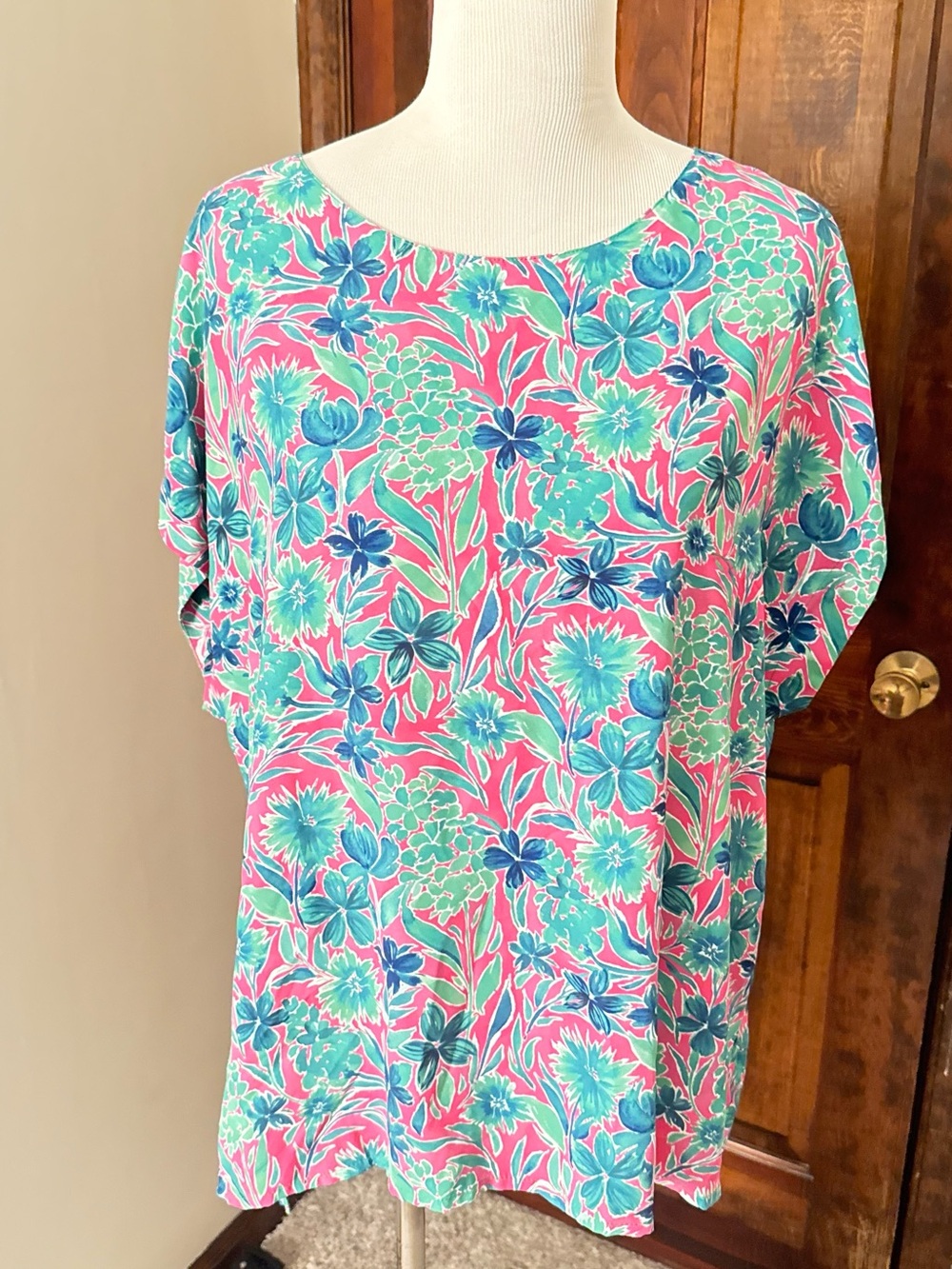 Scoop-Neck Floral Blouse in Pink and Teal